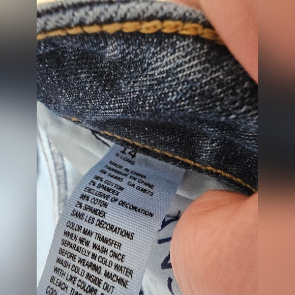 American Eagle Favorite Boyfriend Jeans - Picture 9 of 12